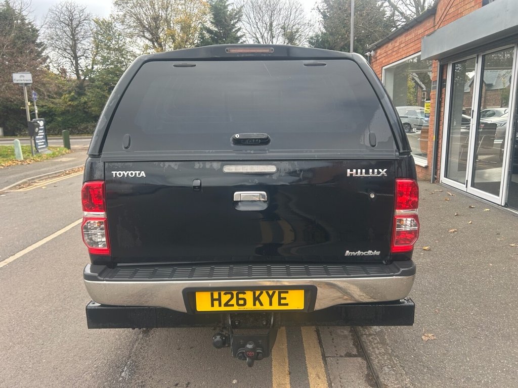 Used Toyota Hilux 2015 for sale - 76470404: Photo 6