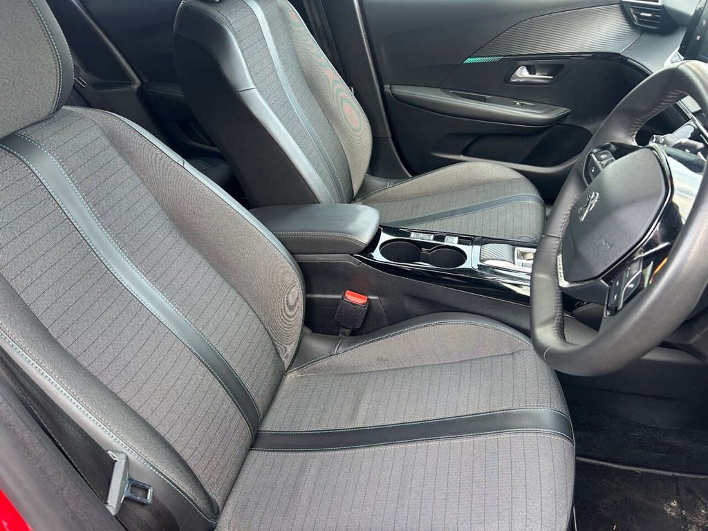 Used Peugeot 208 2022 for sale - 76536138: Photo 8