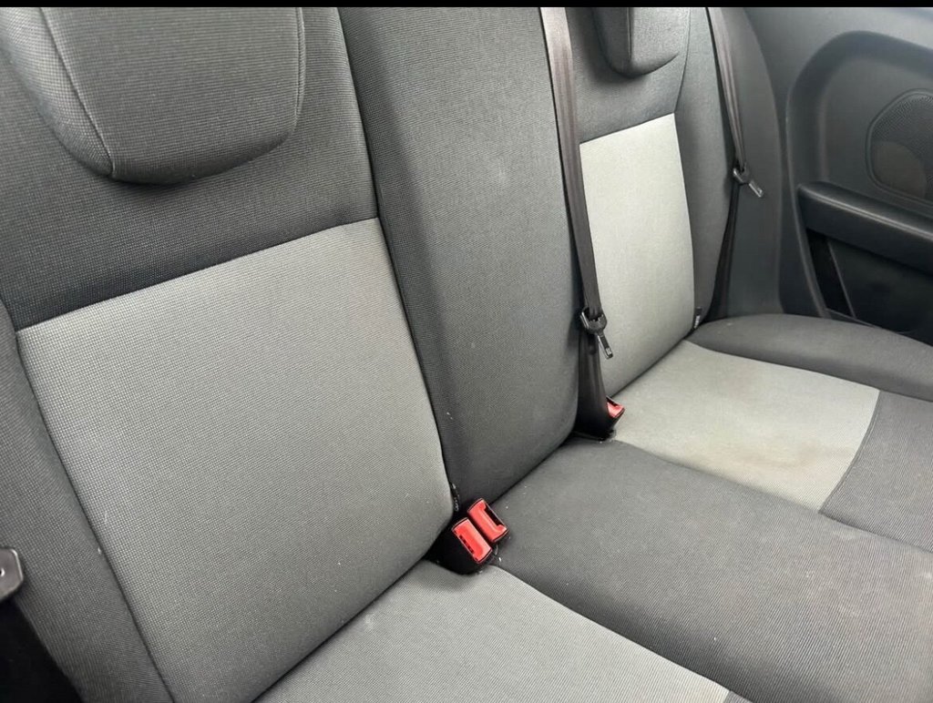 Used Ford Fiesta 2010 for sale - 76445878: Photo 6