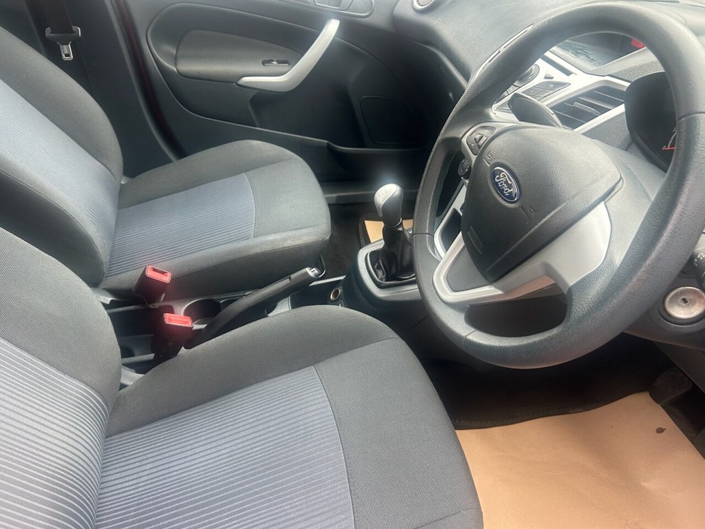 Used Ford Fiesta 2010 for sale - 76445878: Photo 8