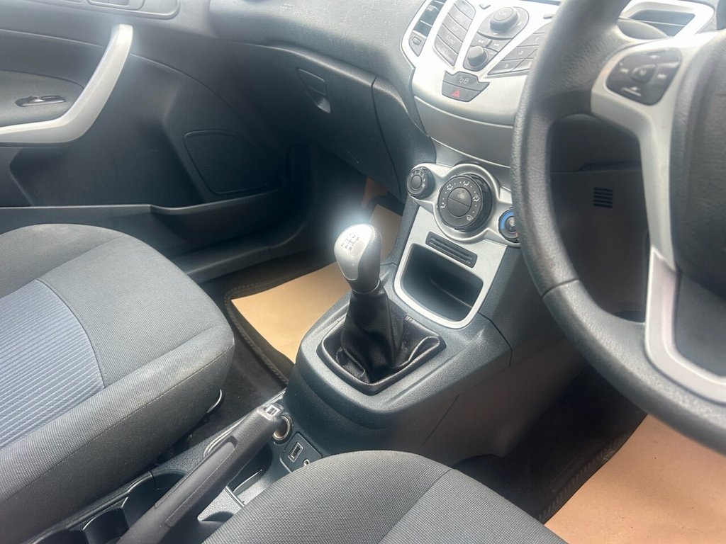 Used Ford Fiesta 2010 for sale - 76445878: Photo 9