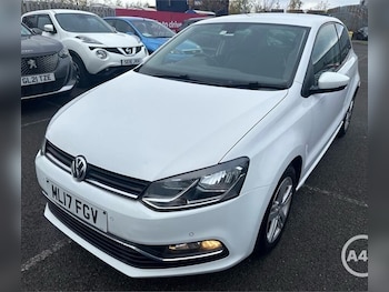 Used Volkswagen Polo 2017 for sale - 76535918: Photo