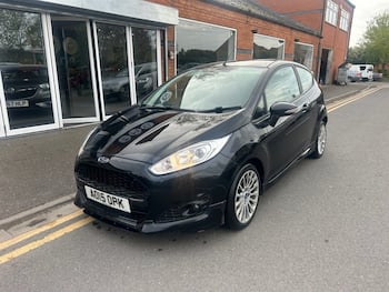 Used Ford Fiesta 2015 for sale - 79861166: Photo
