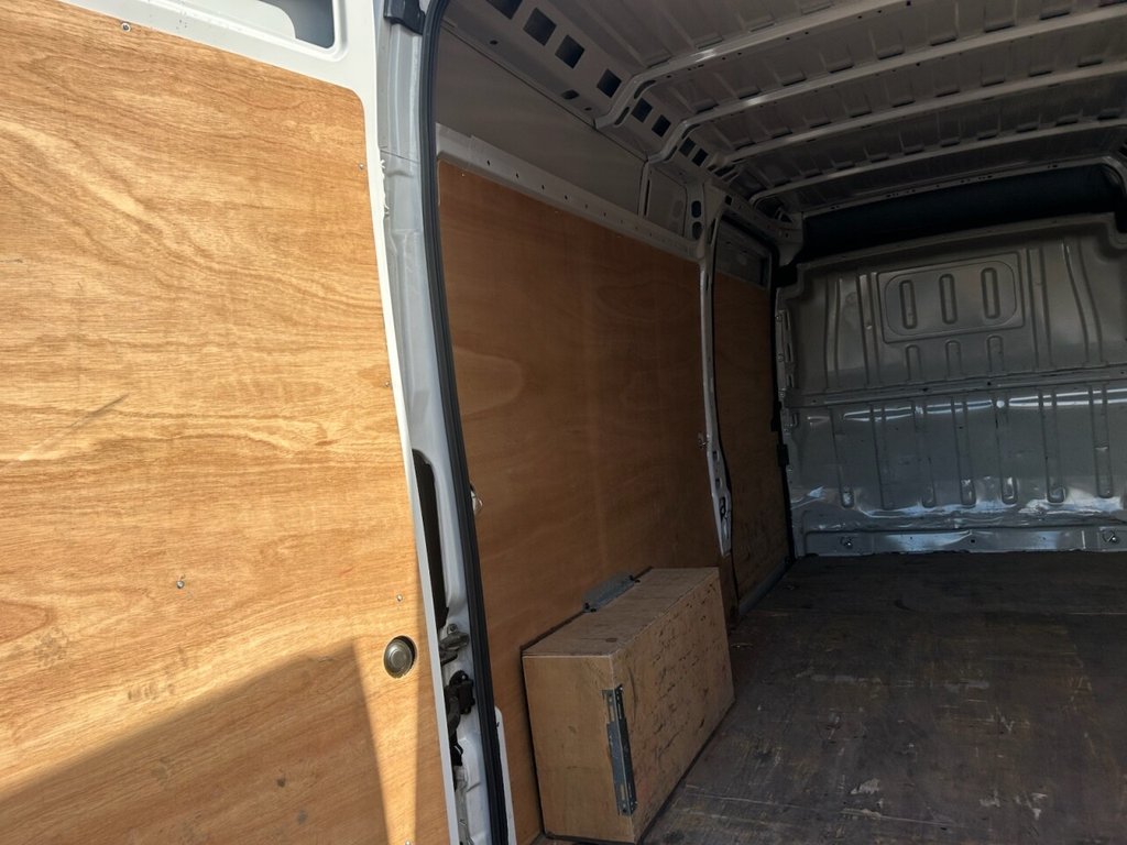 Used Citroen Relay 2023 for sale - 78082855: Photo 9