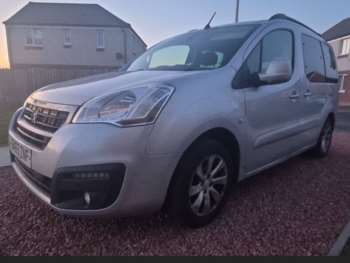 Used Peugeot Partner Tepee 2015 for sale - 74947096: Photo