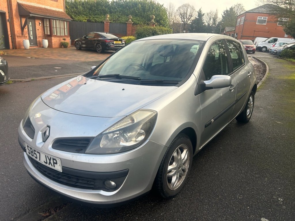 Used Renault Clio 2007 for sale - 77236594: Photo 2