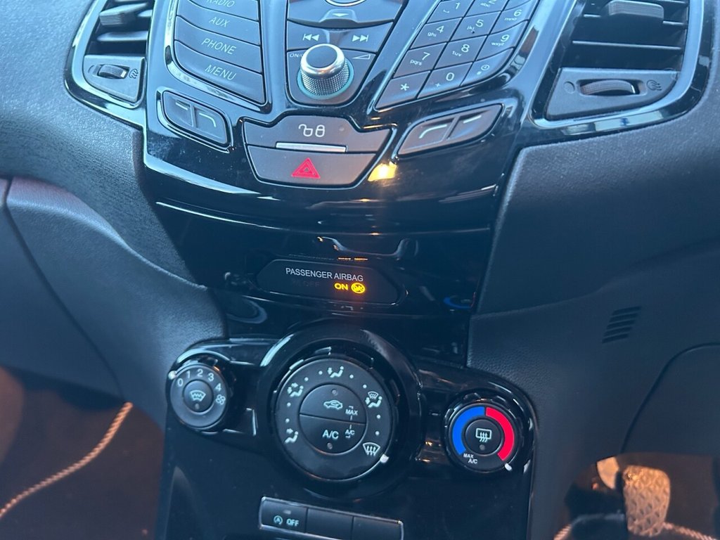 Used Ford Fiesta 2015 for sale - 77720025: Photo 12