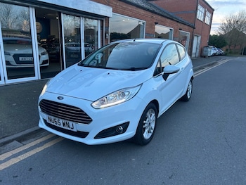 Used Ford Fiesta 2015 for sale - 77720025: Photo