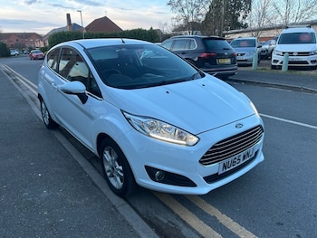 Used Ford Fiesta 2015 for sale - 77720025: Photo