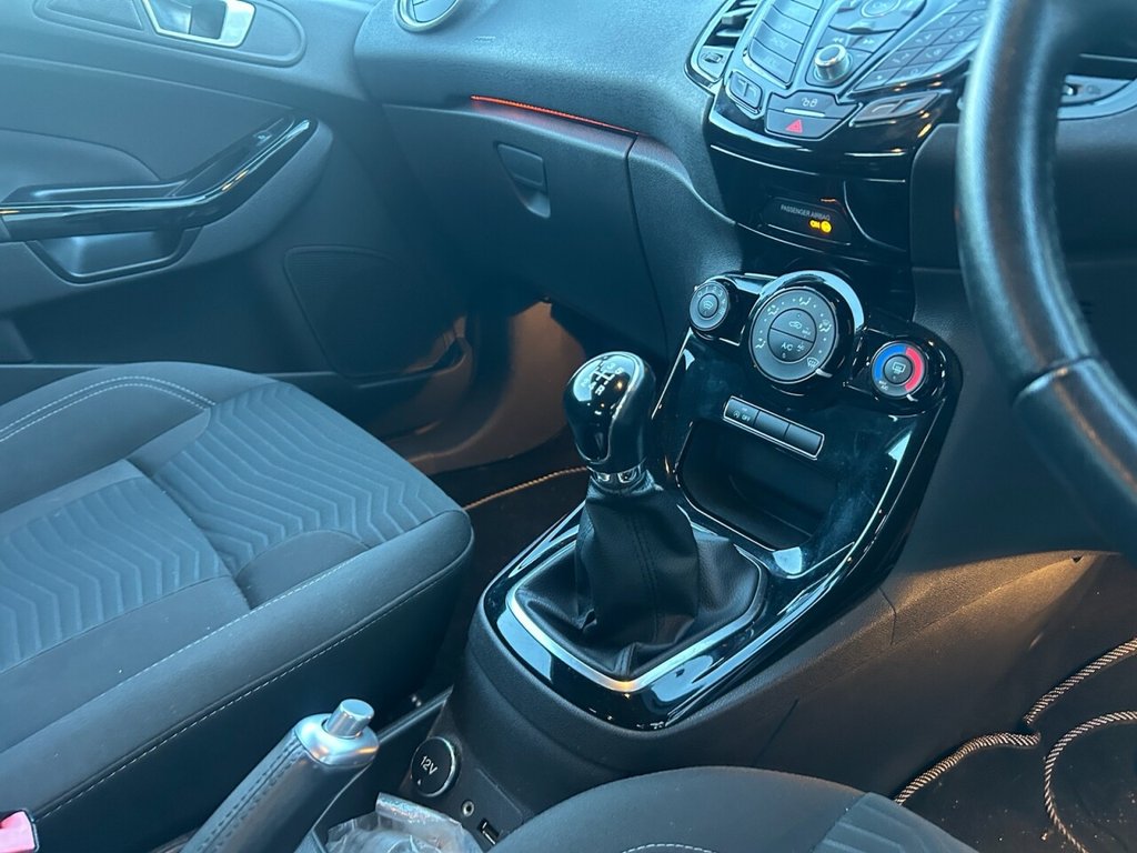 Used Ford Fiesta 2015 for sale - 77720025: Photo 9