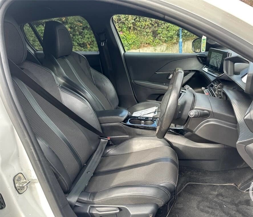 Used Peugeot 208 2022 for sale - 76536156: Photo 4