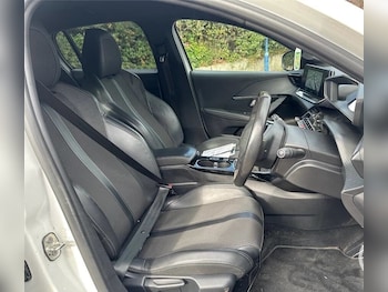 Used Peugeot 208 2022 for sale - 76536156: Photo