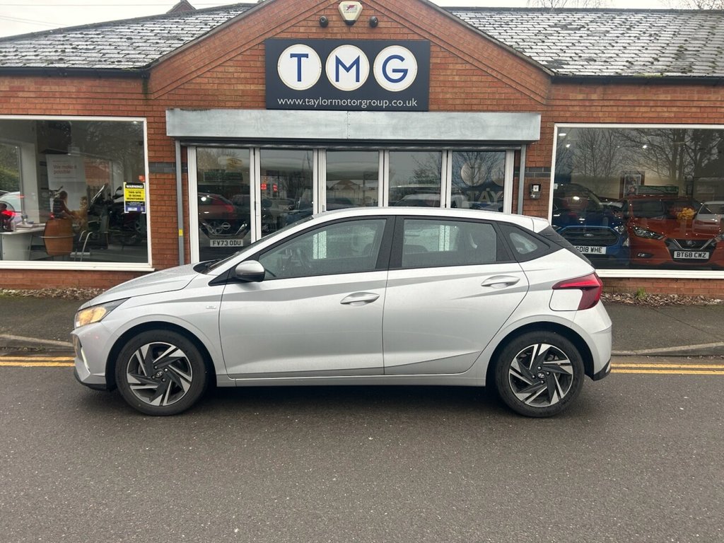 Used Hyundai i20 2021 for sale - 77632160: Photo 1