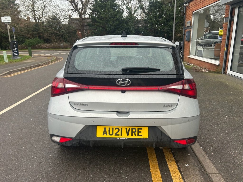 Used Hyundai i20 2021 for sale - 77632160: Photo 6