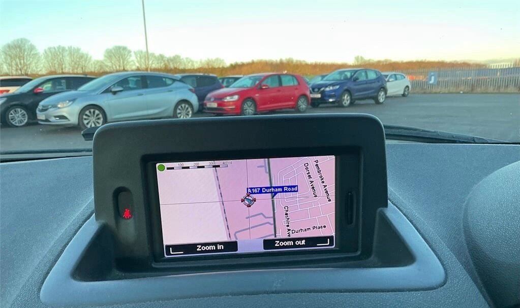 Used Renault Clio 2012 for sale - 77227352: Photo 7