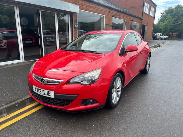Used Vauxhall Astra GTC 2013 for sale - 73200315: Photo 2