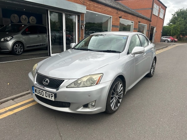 Used Lexus IS 2010 for sale - 75038043: Photo 2