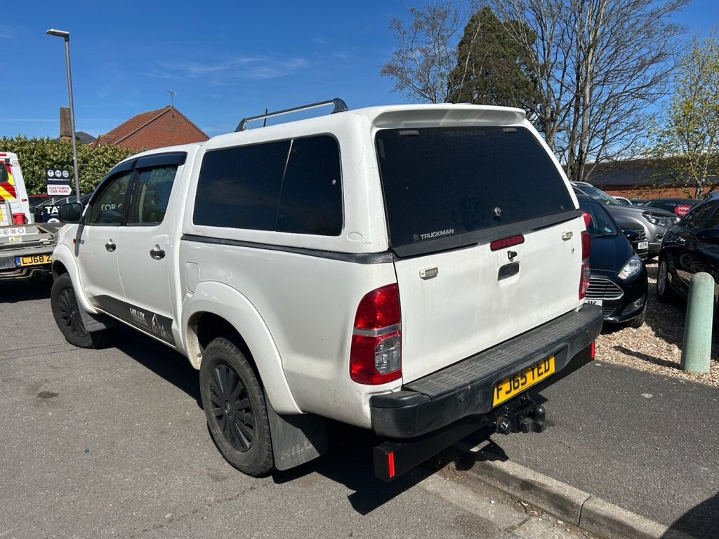 Used Toyota Hilux 2015 for sale - 78145217: Photo 3