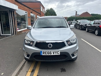 Used Ssangyong Korando Sports 2016 for sale - 75680865: Photo