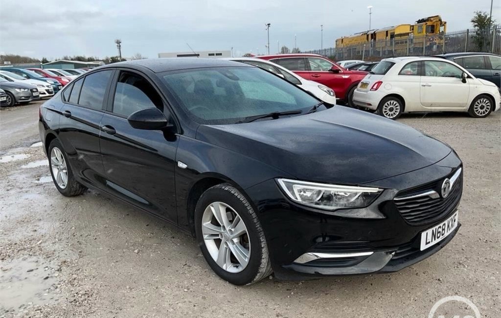 Used Vauxhall Insignia 2018 for sale - 78017711: Photo 1