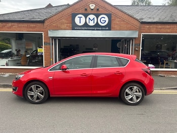 Vauxhall - Astra