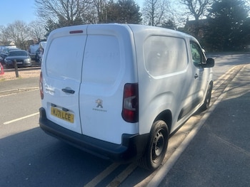 Used Peugeot Partner 2021 for sale - 77765255: Photo