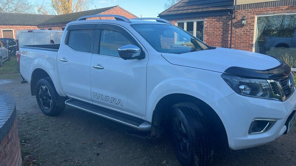 Used Nissan Navara 2020 for sale - 76445731: Photo 2