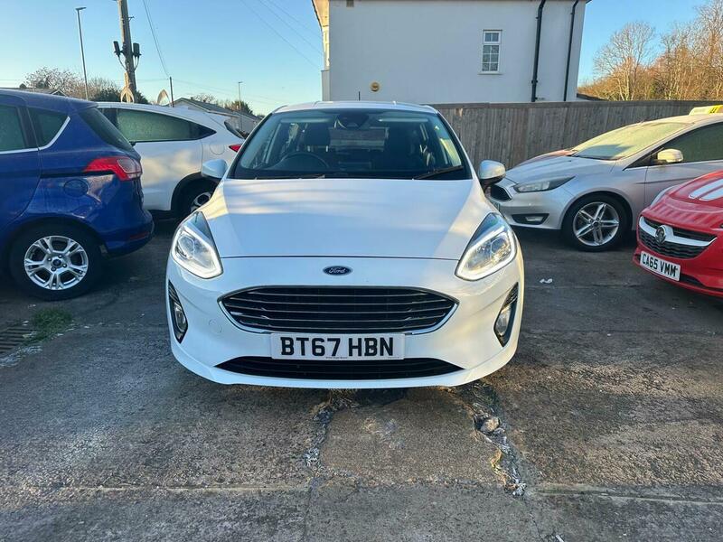 Used Ford Fiesta 2017 for sale - 77107360: Photo 2