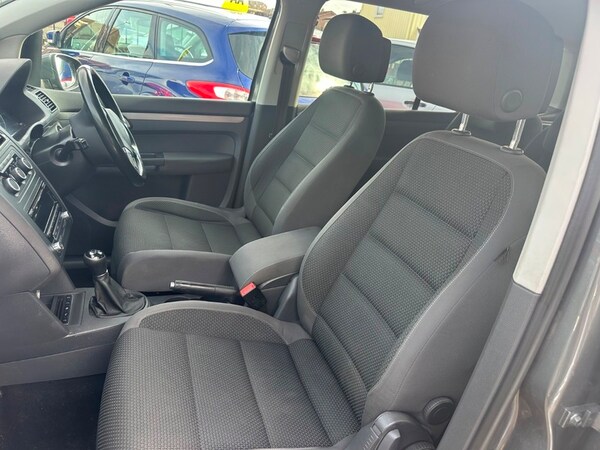Used Volkswagen Touran 2013 for sale - 76197338: Photo 10
