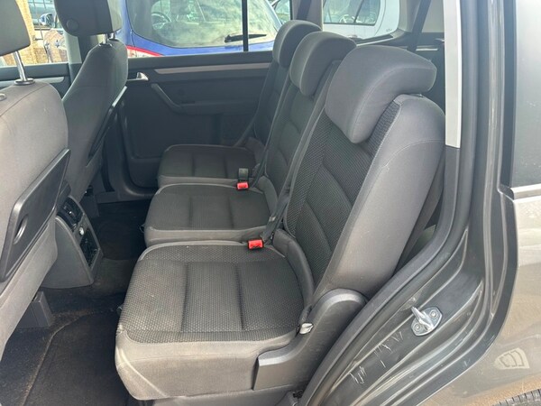 Used Volkswagen Touran 2013 for sale - 76197338: Photo 11