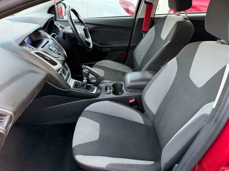 Used Ford Focus 2012 for sale - 77735351: Photo 9