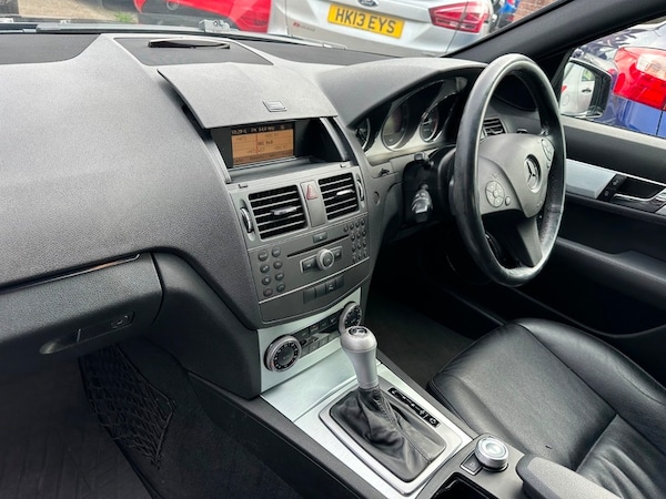 Used Mercedes-Benz C-Class 2010 for sale - 74184506: Photo 13