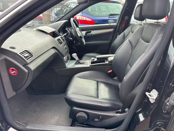 Used Mercedes-Benz C-Class 2010 for sale - 74184506: Photo 14