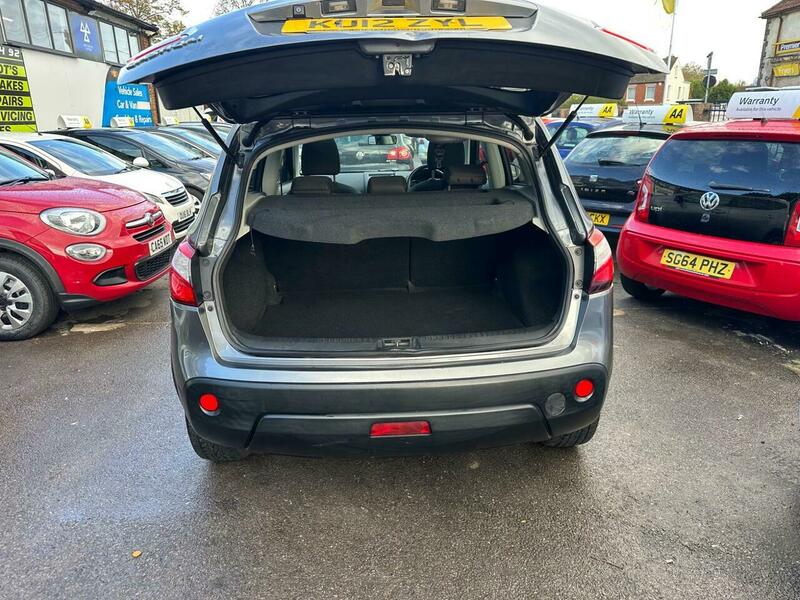 Used Nissan Qashqai 2012 for sale - 76396688: Photo 13