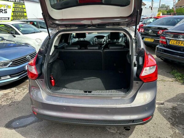 Used Ford Focus 2011 for sale - 75067348: Photo 14