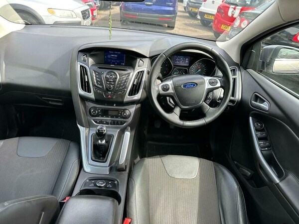 Used Ford Focus 2011 for sale - 75067348: Photo 22