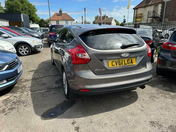 Used Ford Focus 2011 for sale - 75067348: Photo 5