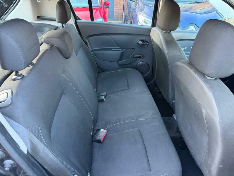 Used Dacia Sandero 2018 for sale - 77735361: Photo 14