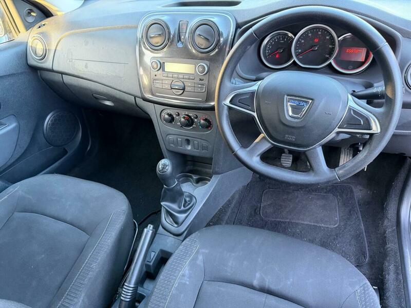 Used Dacia Sandero 2018 for sale - 77735361: Photo 17