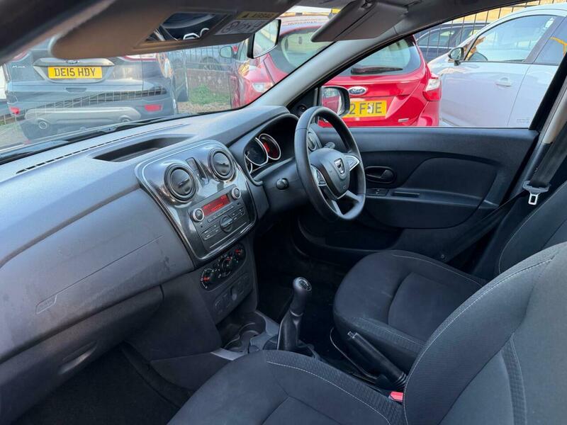 Used Dacia Sandero 2018 for sale - 77735361: Photo 8
