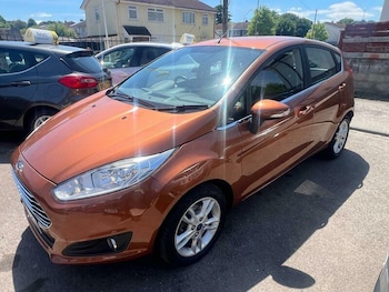 Used Ford Fiesta 2015 for sale - 79090718: Photo