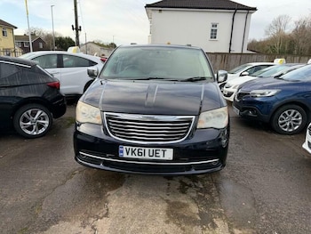 Used Chrysler Grand Voyager 2011 for sale - 77394995: Photo