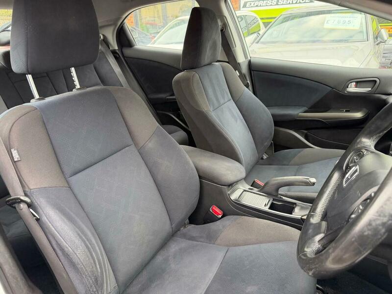Used Honda Civic 2013 for sale - 78140968: Photo 22