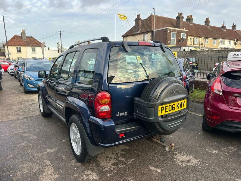 Used Jeep Cherokee 2006 for sale - 76974064: Photo 4
