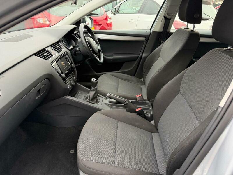 Used Skoda Octavia 2015 for sale - 77735293: Photo 10