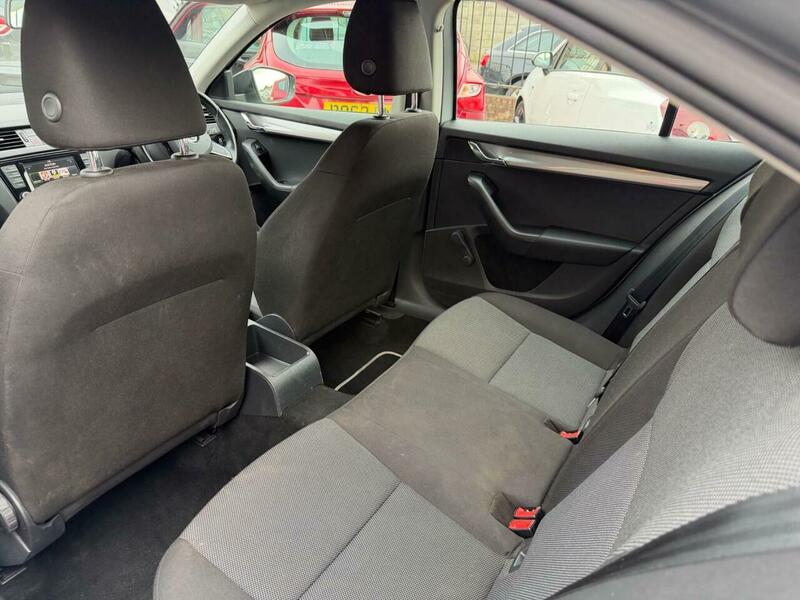 Used Skoda Octavia 2015 for sale - 77735293: Photo 12