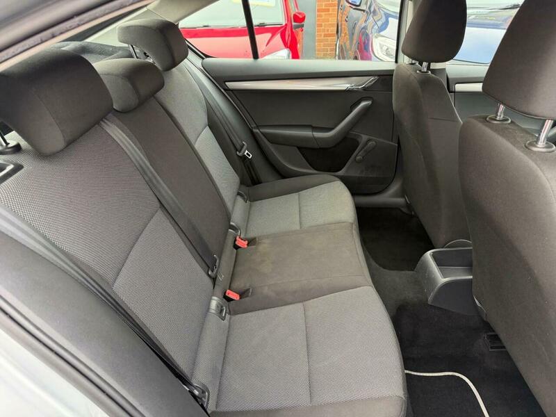 Used Skoda Octavia 2015 for sale - 77735293: Photo 15