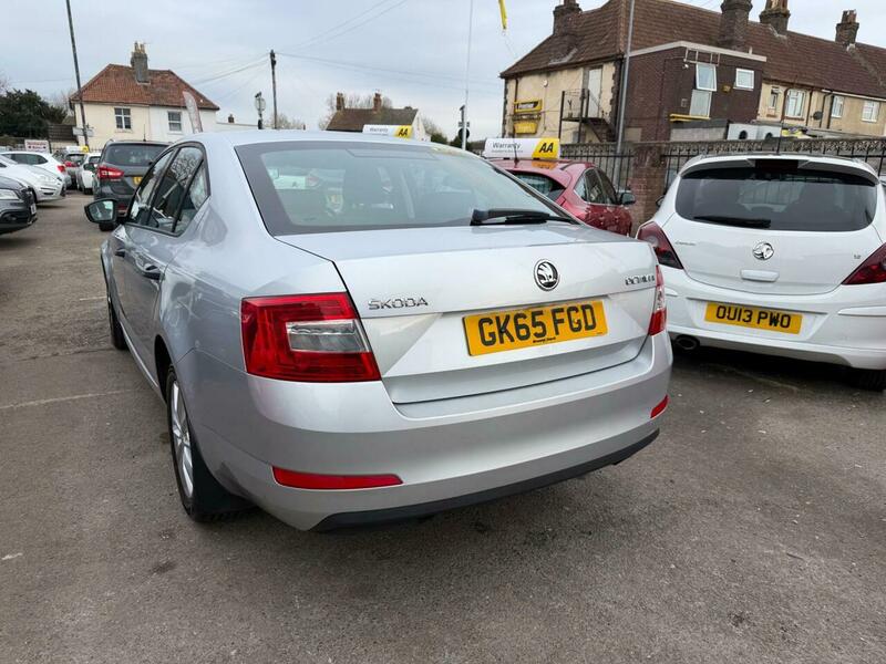 Used Skoda Octavia 2015 for sale - 77735293: Photo 6