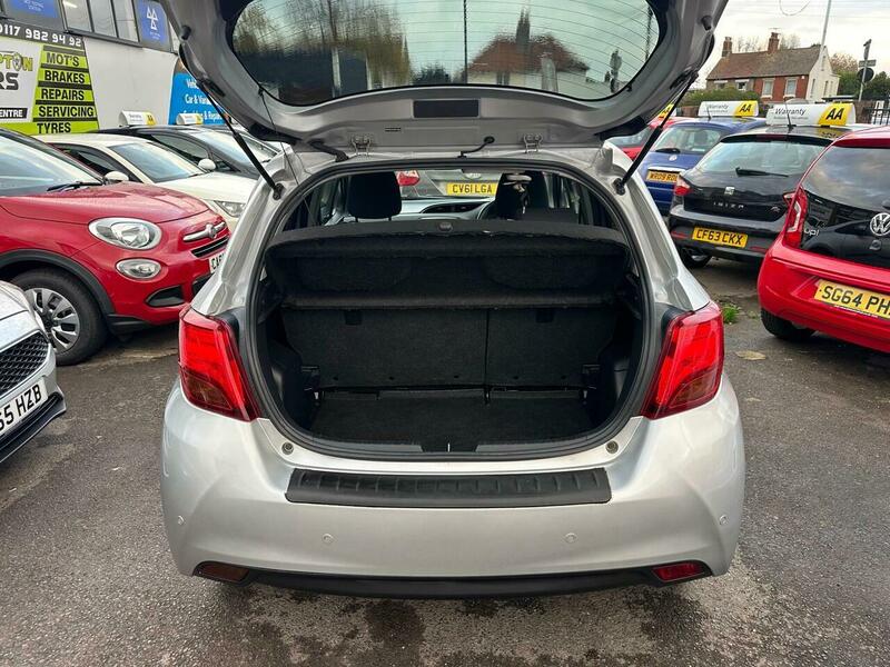 Used Toyota Yaris 2015 for sale - 76536331: Photo 11