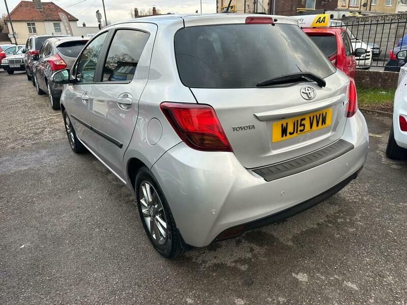 Used Toyota Yaris 2015 for sale - 76536331: Photo 4
